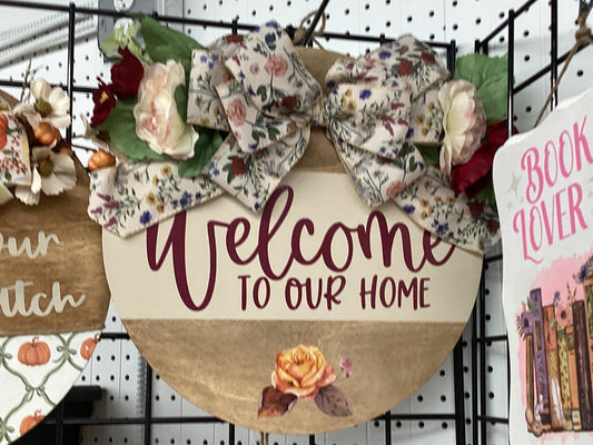14” Burgundy flower welcome sign