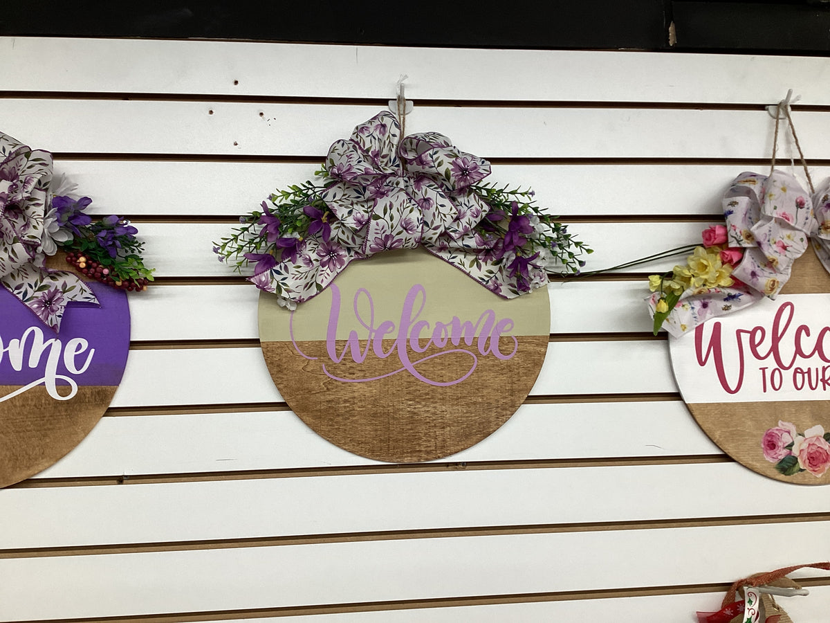 14” Lav welcome sign
